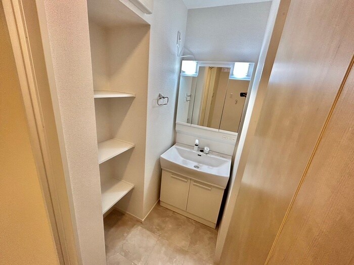 物件内観写真14　(洗面)