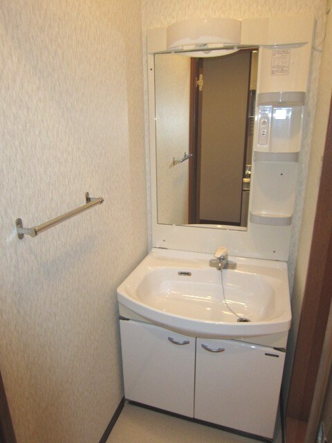 物件内観写真9　(洗面)