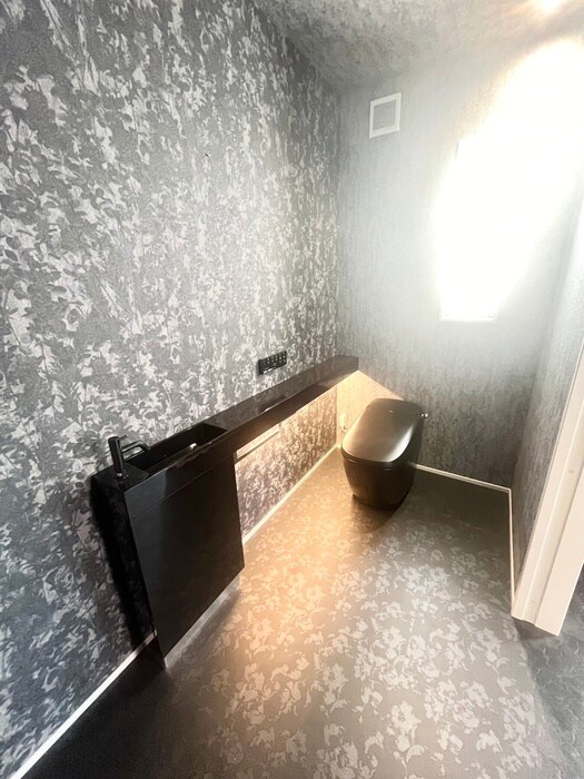 物件内観写真13　(トイレ)