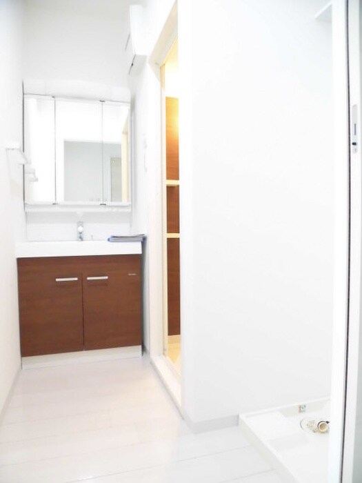 物件内観写真9　(洗面)