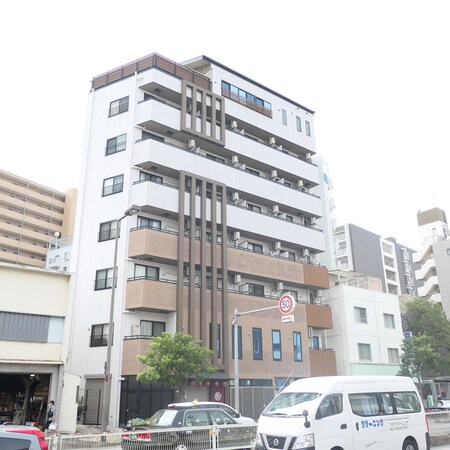 ﾗﾑｱﾝﾄﾞｴﾇｴﾝﾀ-ﾌﾟﾗｲｽﾞ外観写真