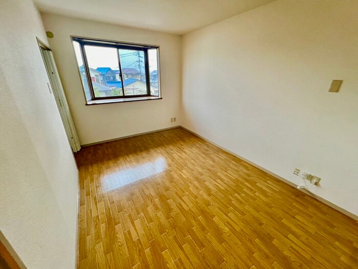 物件内観写真19　(居室)