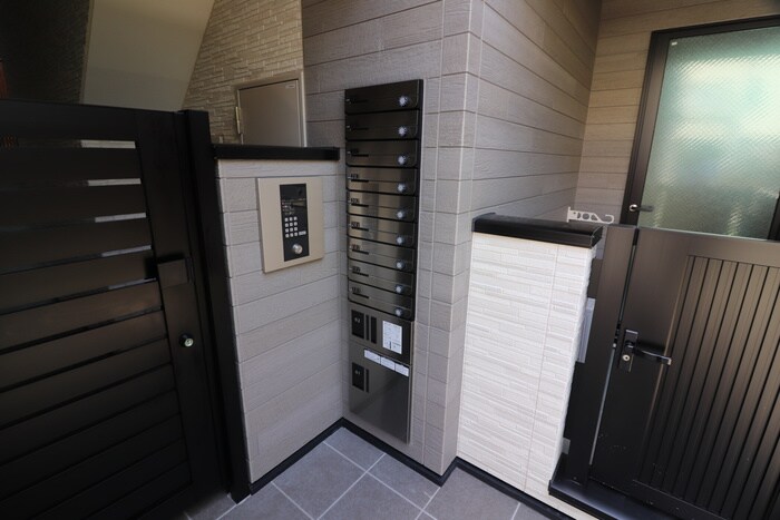 マークス尼崎のエントランス部分