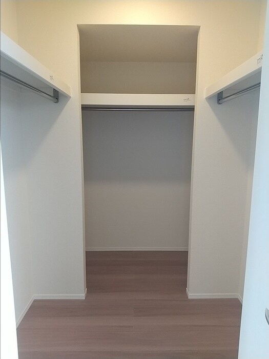 物件内観写真12　(収納)