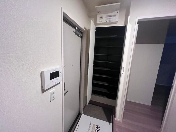 物件内観写真18　(靴箱)