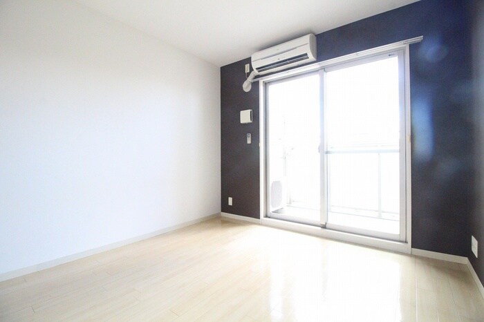 物件内観写真11　(居室)