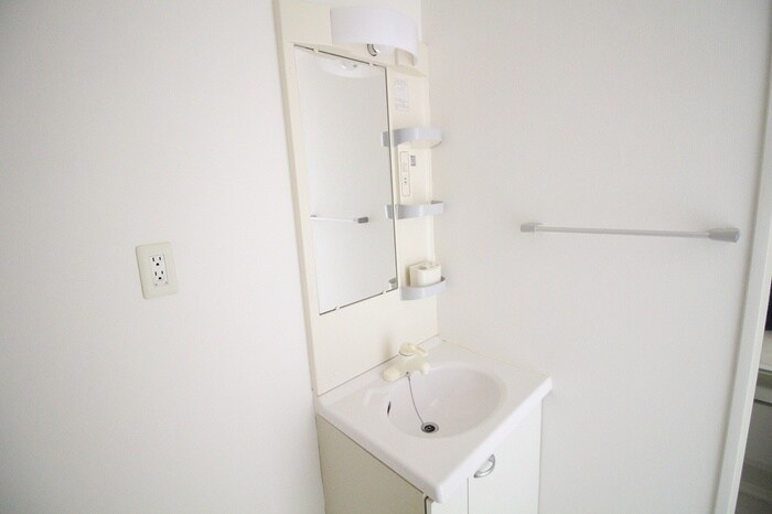 物件内観写真12　(洗面)