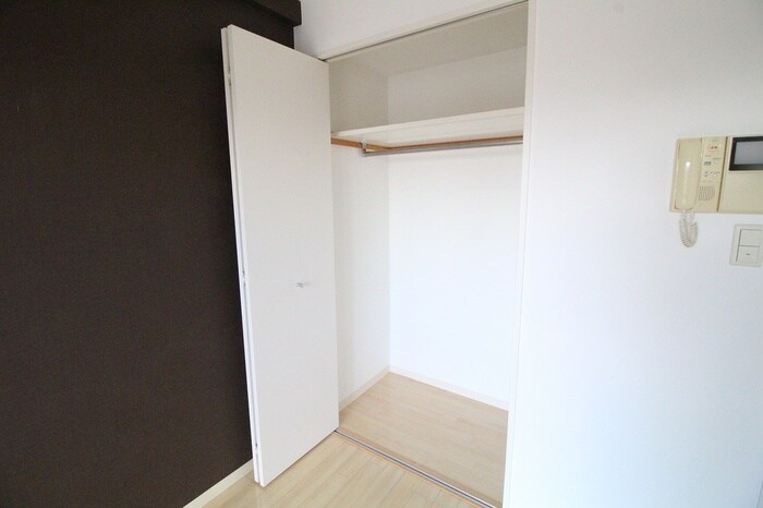物件内観写真16　(収納)