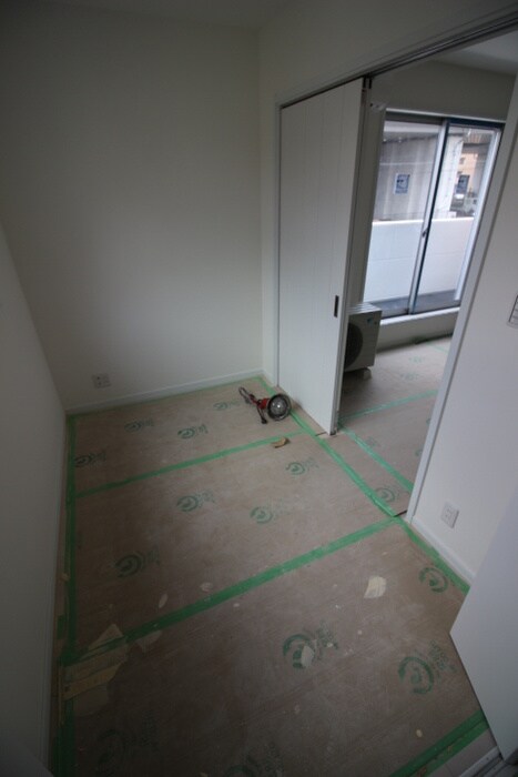 物件内観写真10　(居室)