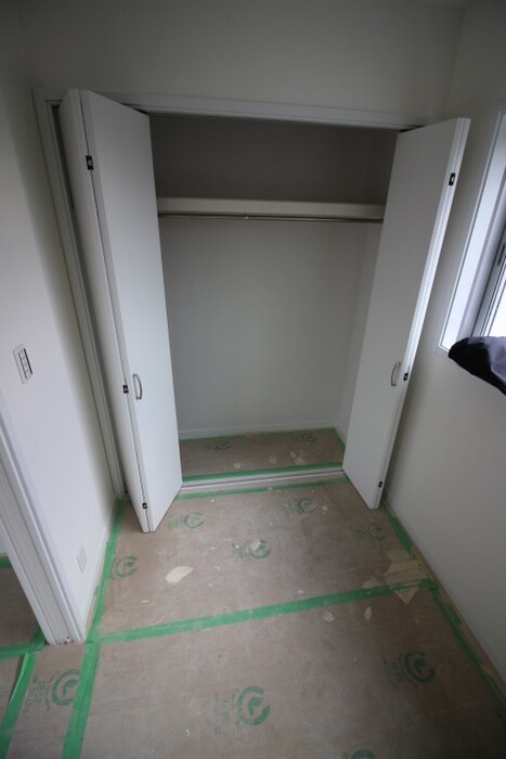 物件内観写真11　(収納)