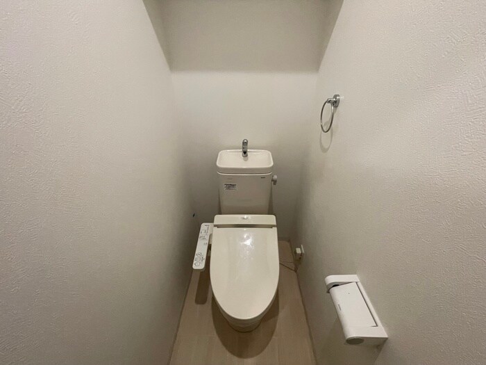 物件内観写真13　(トイレ)