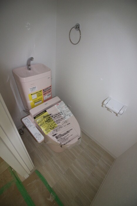 物件内観写真14　(トイレ)