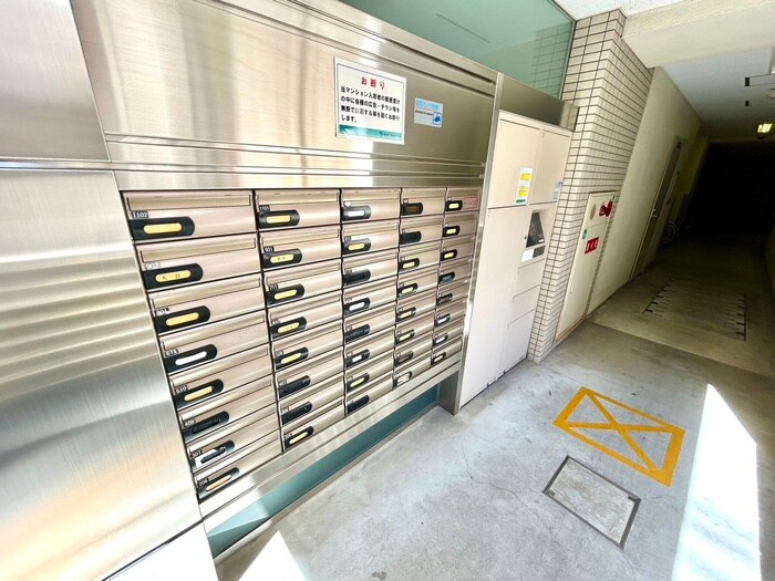 物件外観写真4　(建物設備)