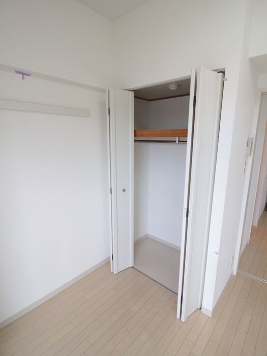 物件内観写真11　(収納)