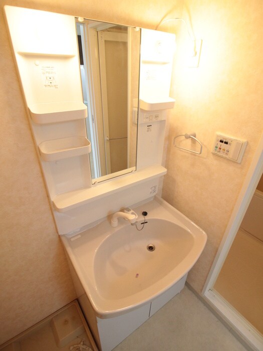 物件内観写真12　(洗面)