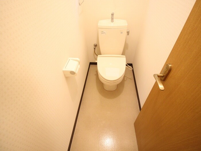 物件内観写真13　(トイレ)