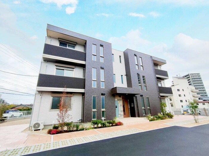 物件外観写真2　(外観写真)