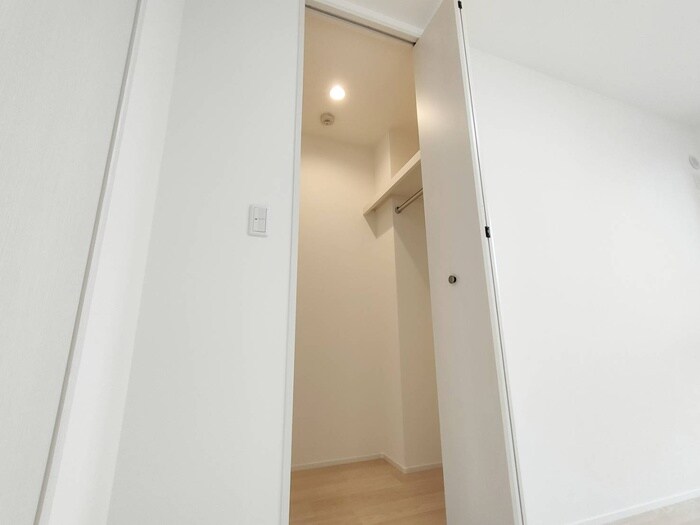 物件内観写真14　(収納)