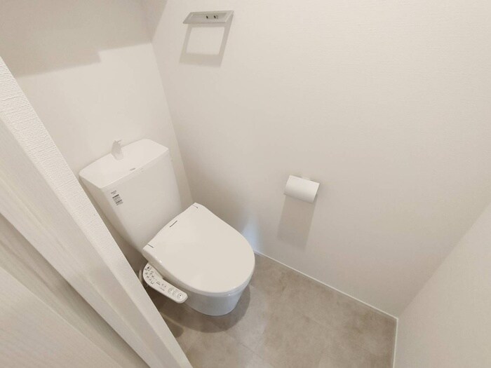 物件内観写真18　(トイレ)