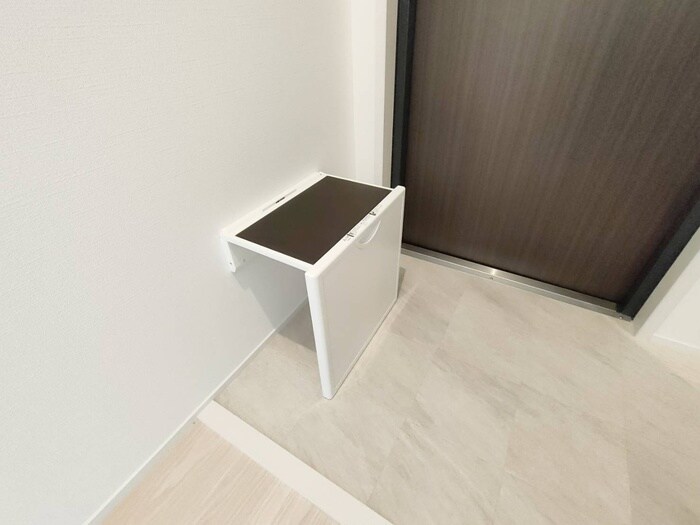 物件内観写真20　(玄関)