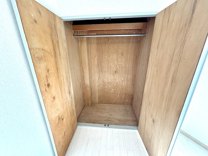 物件内観写真15　(収納)