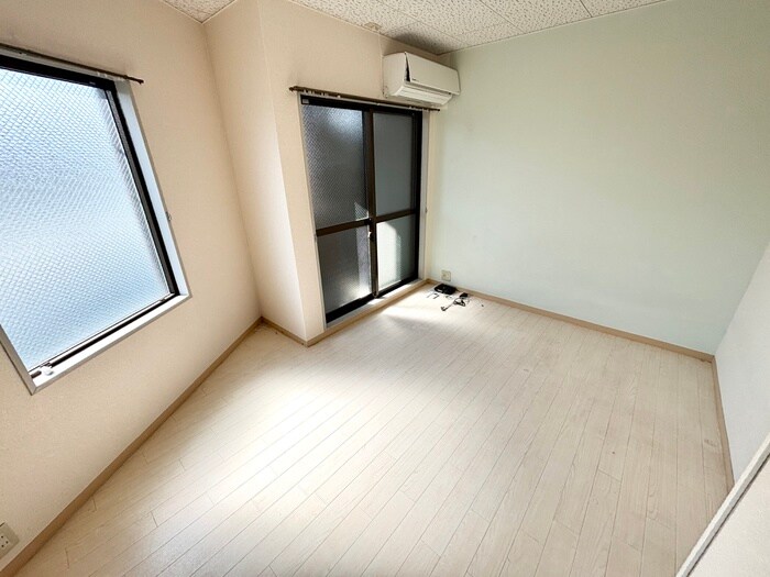 物件内観写真18　(居室)