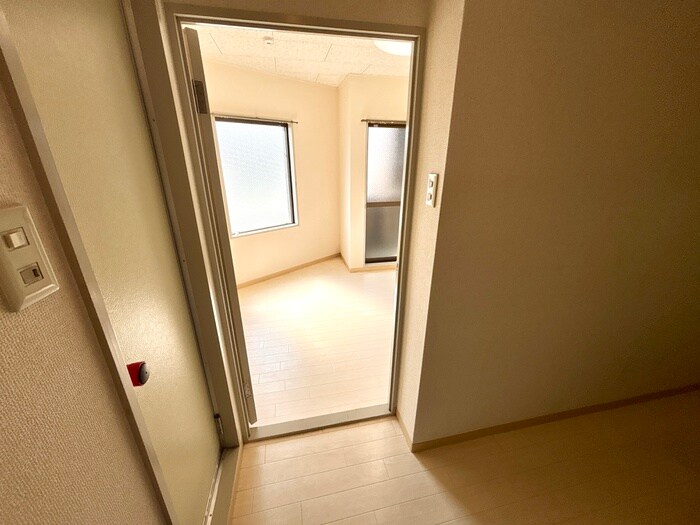 物件内観写真20　(廊下)