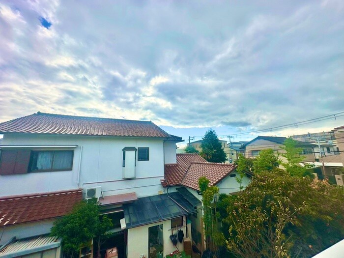 物件内観写真18　(室内からの展望)