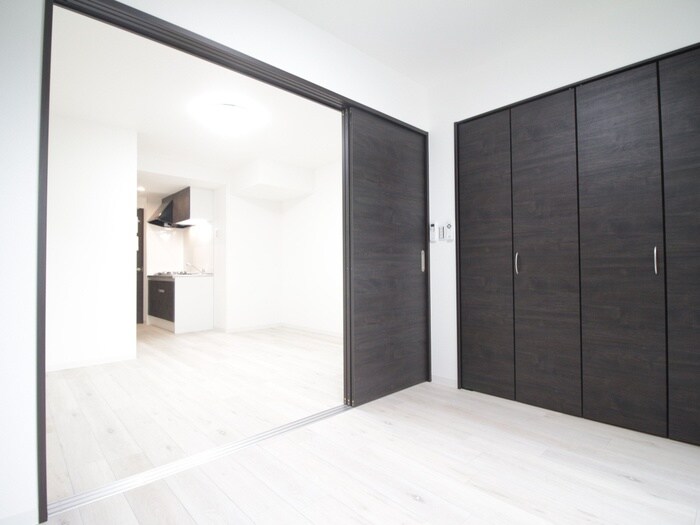 物件内観写真8　(居室)