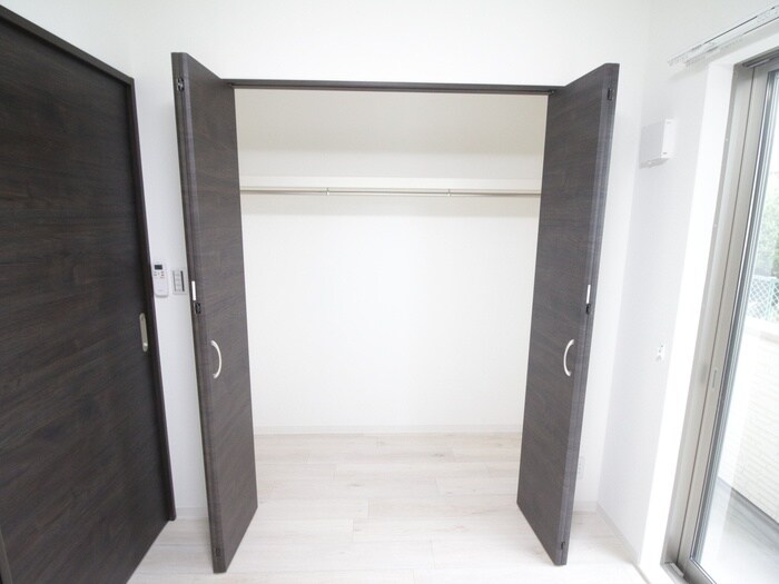 物件内観写真18　(収納)