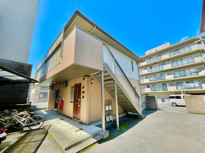 物件外観写真2　(外観写真)