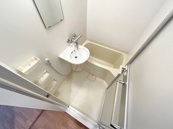 バス／シャワールーム等