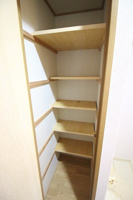 物件内観写真15　(靴箱)