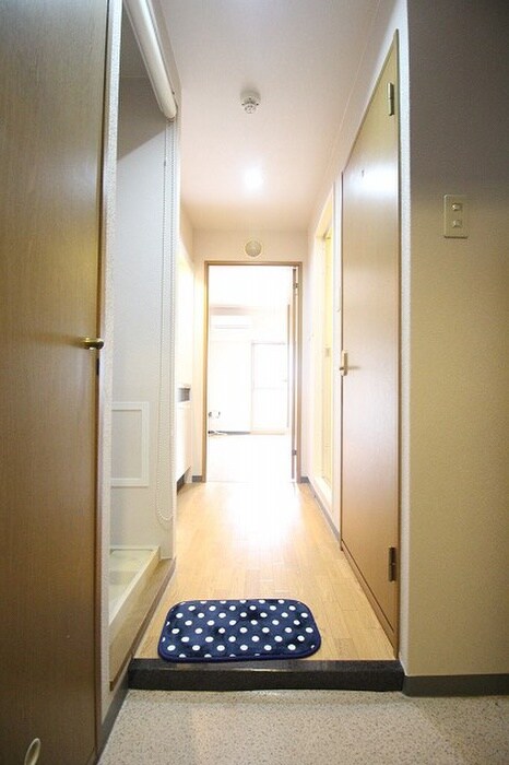 物件内観写真20　(玄関)