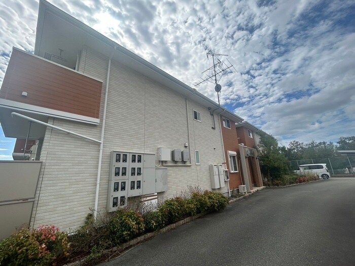 物件外観写真6　(外観写真)