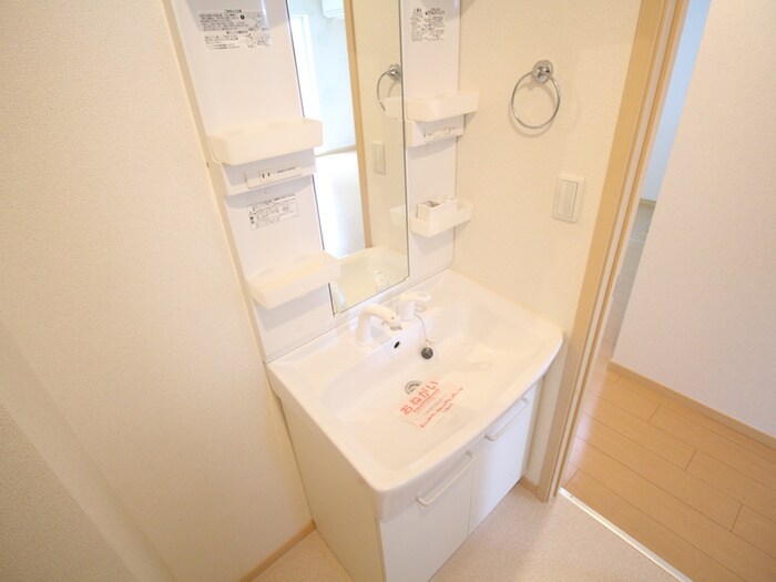 物件内観写真12　(洗面)