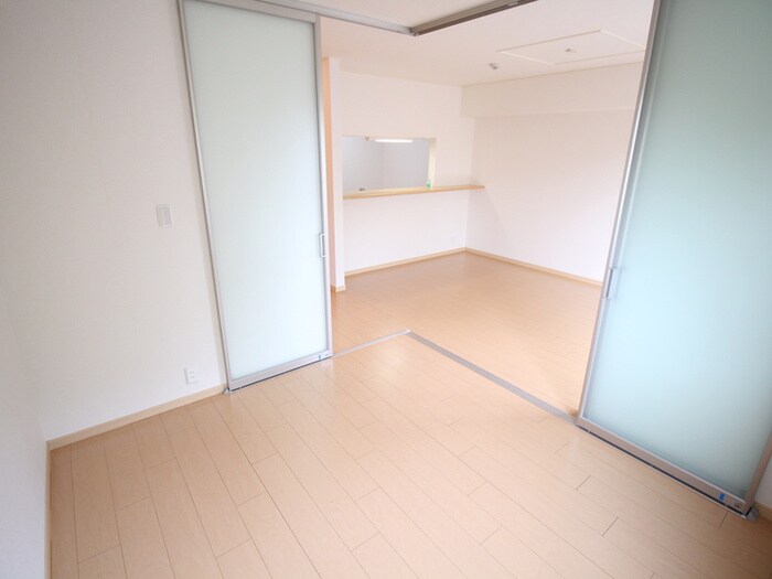 物件内観写真21　(居室)