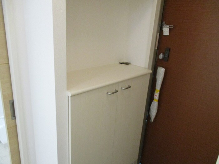 物件内観写真18　(靴箱)