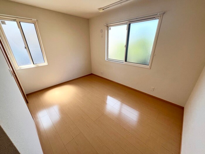 物件内観写真9　(居室)