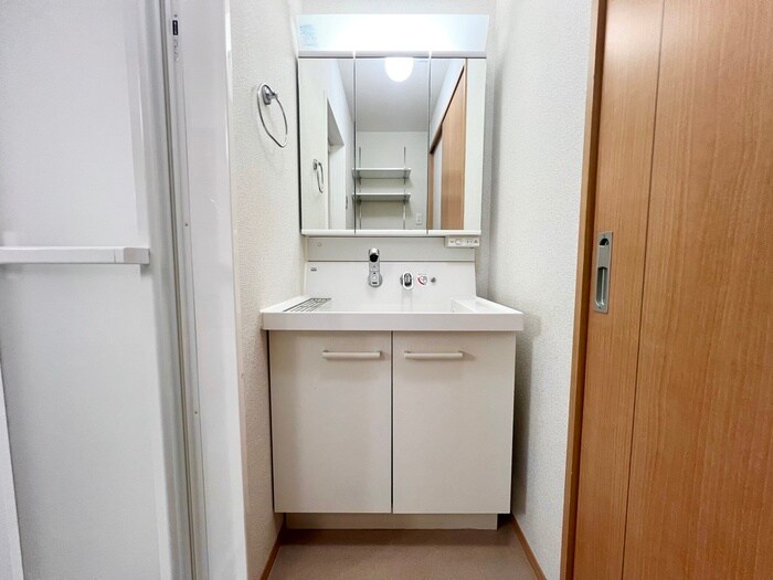 物件内観写真16　(洗面)