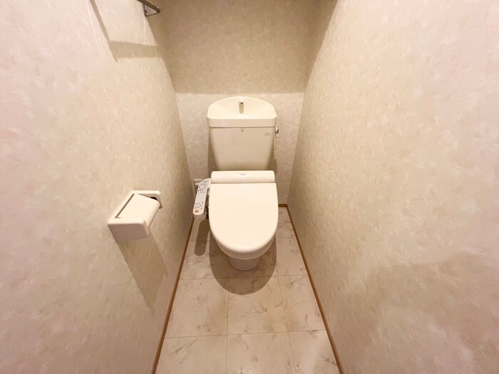 物件内観写真17　(トイレ)