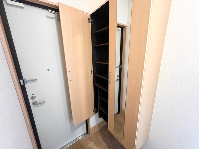 物件内観写真19　(靴箱)