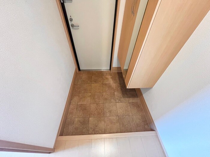 物件内観写真20　(玄関)