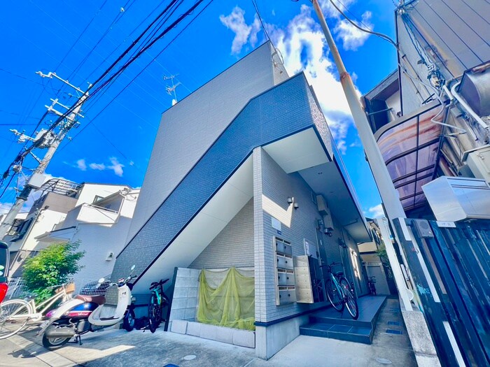 物件外観写真1　(外観写真)