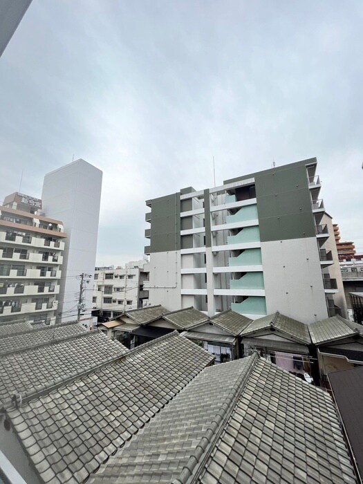 物件内観写真16　(室内からの展望)