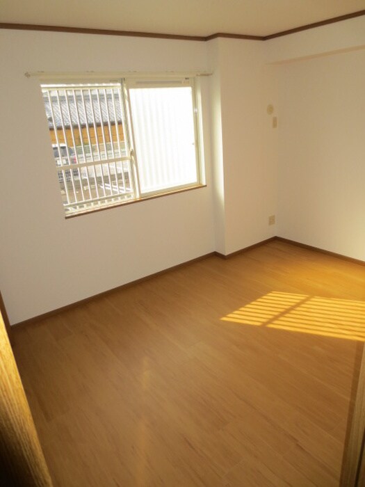 物件内観写真6　(居室)