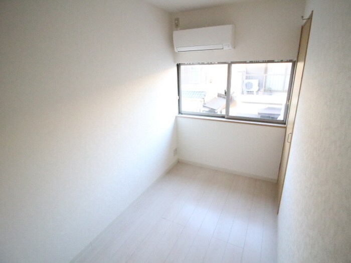 物件内観写真11　(居室)