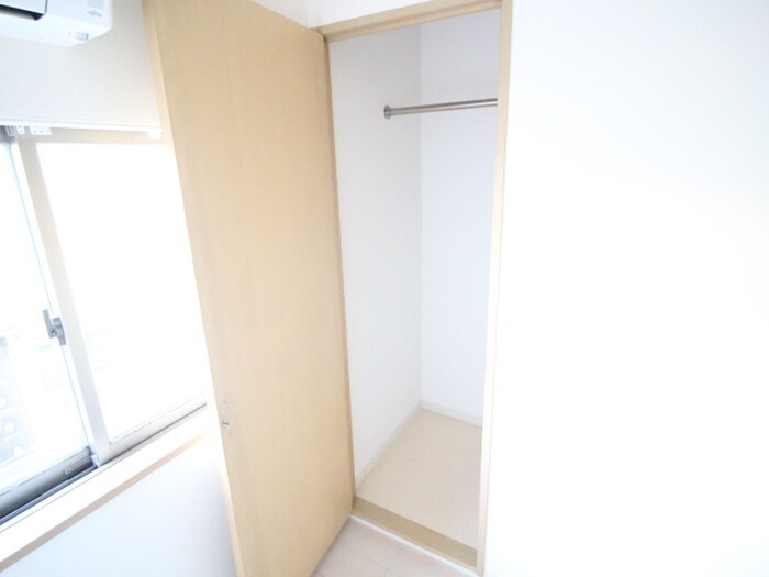 物件内観写真12　(収納)