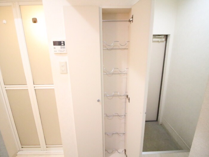 物件内観写真14　(靴箱)