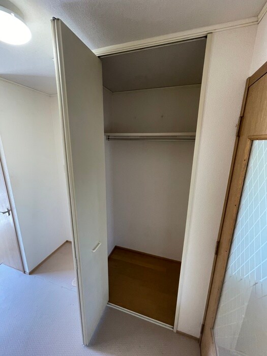 物件内観写真15　(収納)